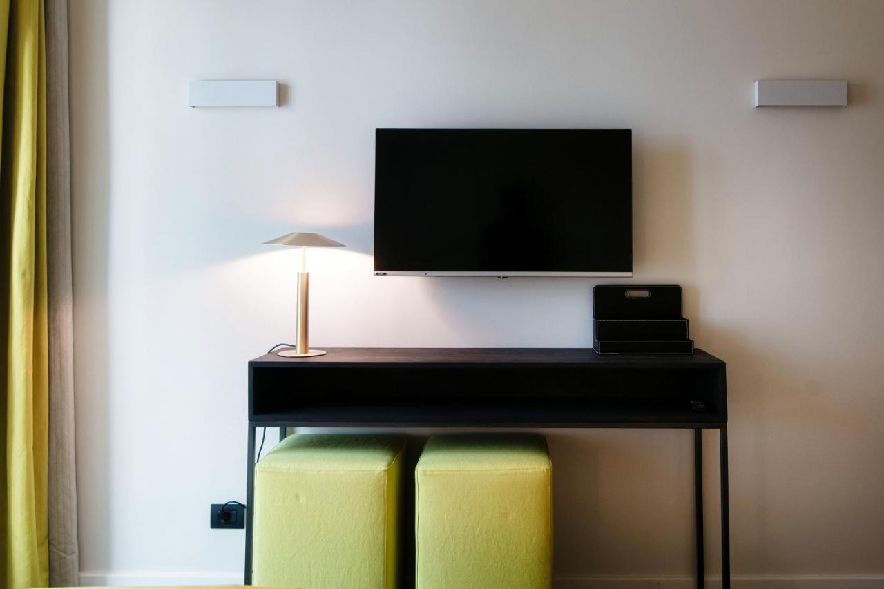 In Centro Luxury Rooms Como Exterior foto